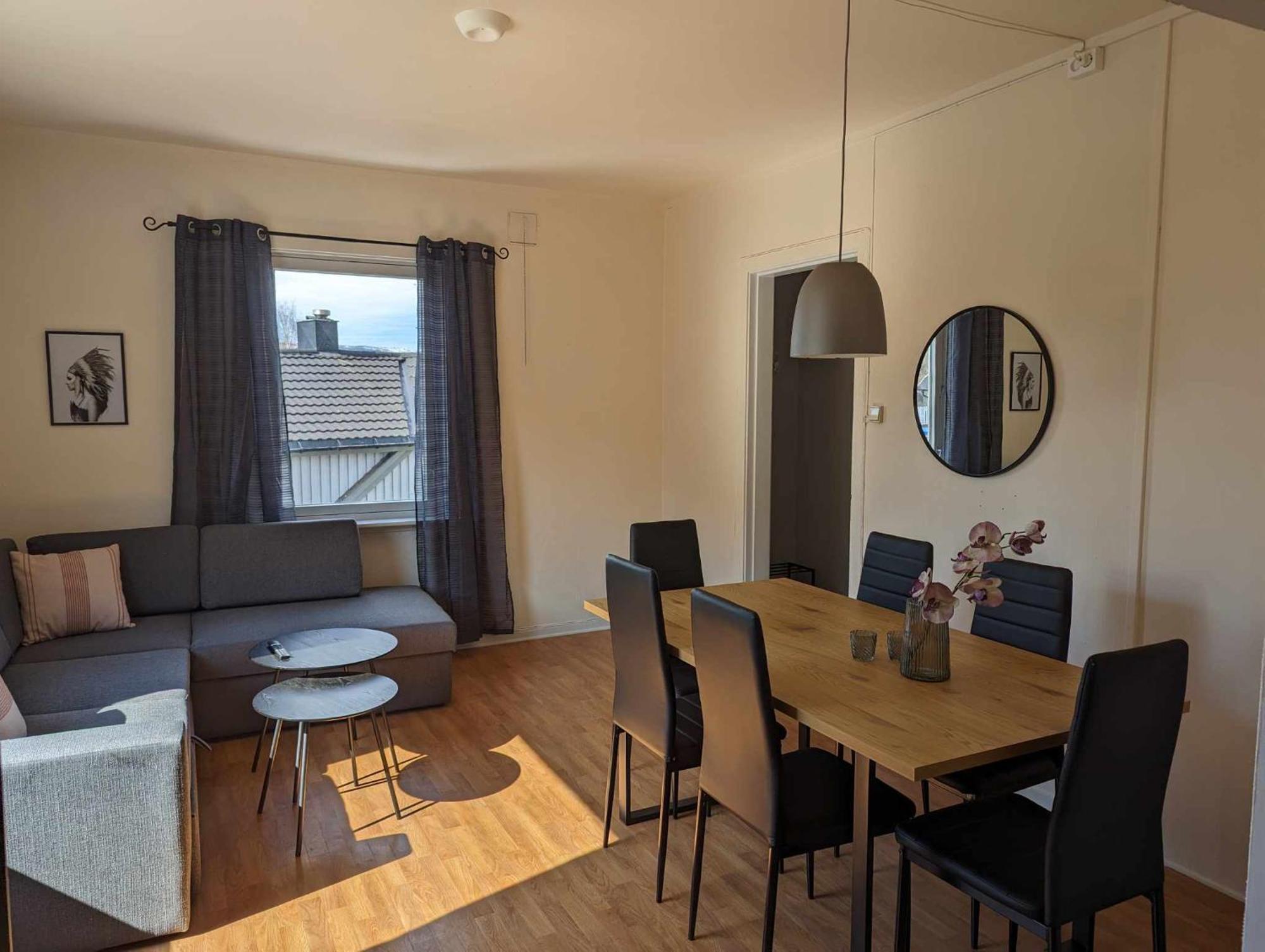 Railside Track Apartment Narvik Buitenkant foto
